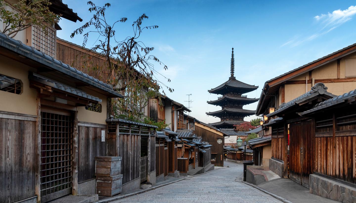 Kyoto - Early morning at Hokanji Temple in the Gion district, Kyoto, Japan